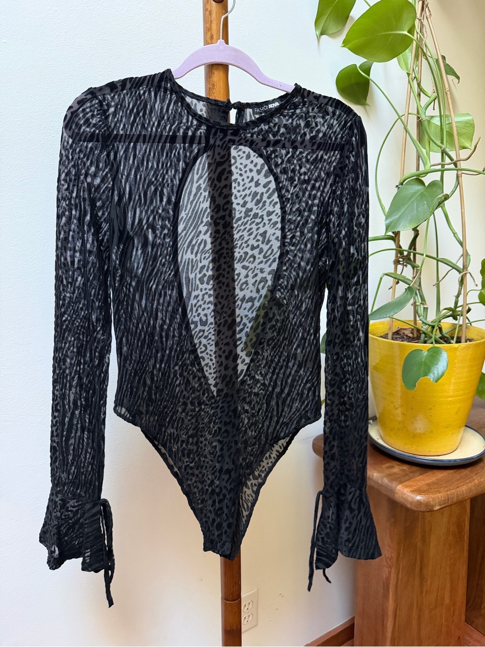 Fashion Nova Black Sheer Animal-Print Long Sleeve Bodysuit Layering